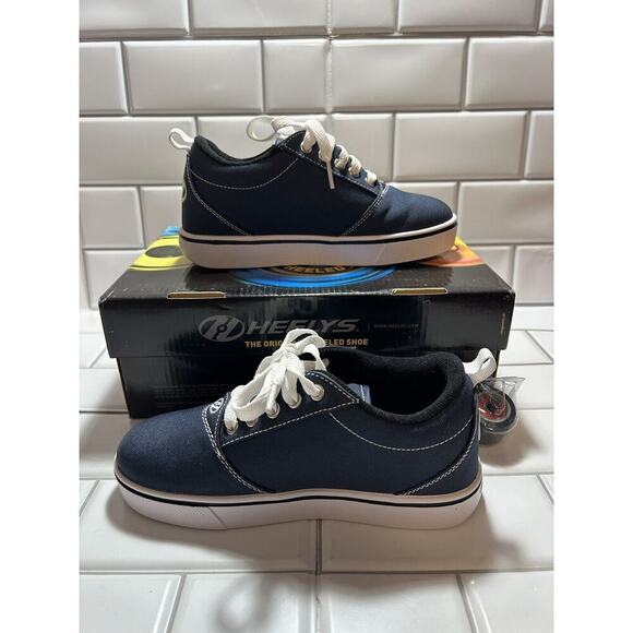 Heelys Kids Pro 20 Wheeled Shoe Navy Canvas Lace Closure Size 3 - Picture 6 of 10